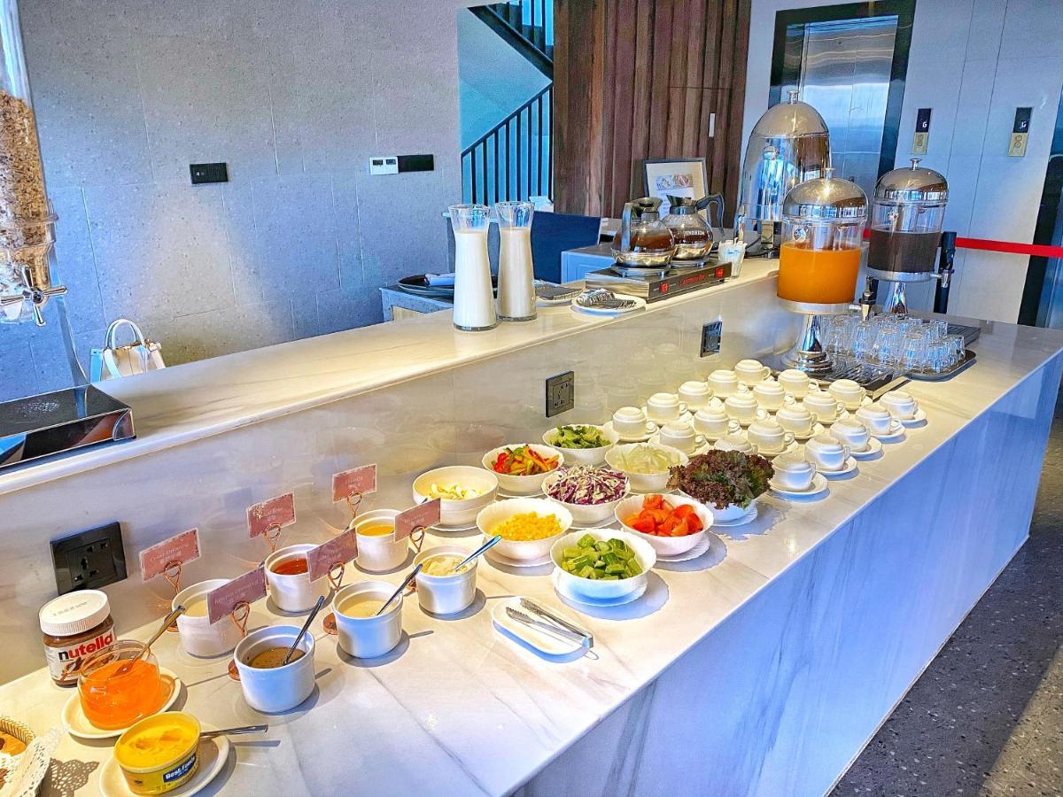 Yunfan Hotel بنوم بنه المظهر الخارجي الصورة